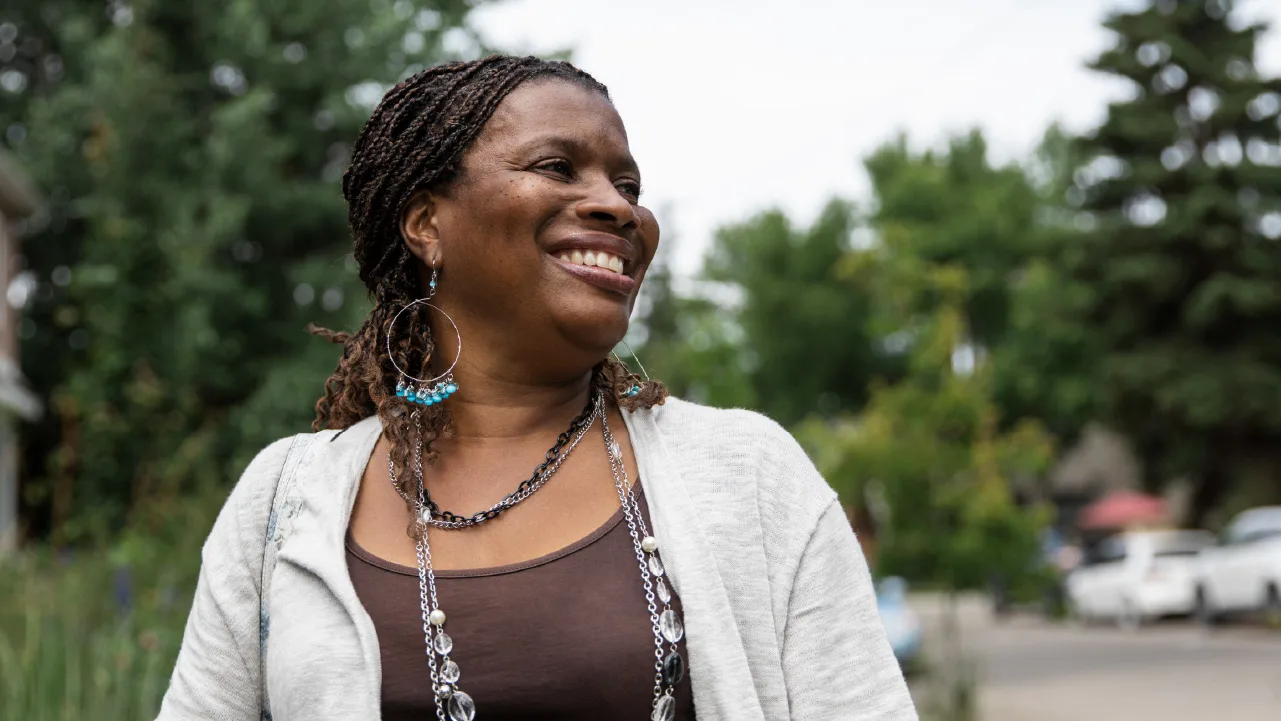 SOC_Debt shaming story-Shaneequa Canon_V1-R1_1280x720_02.jpg