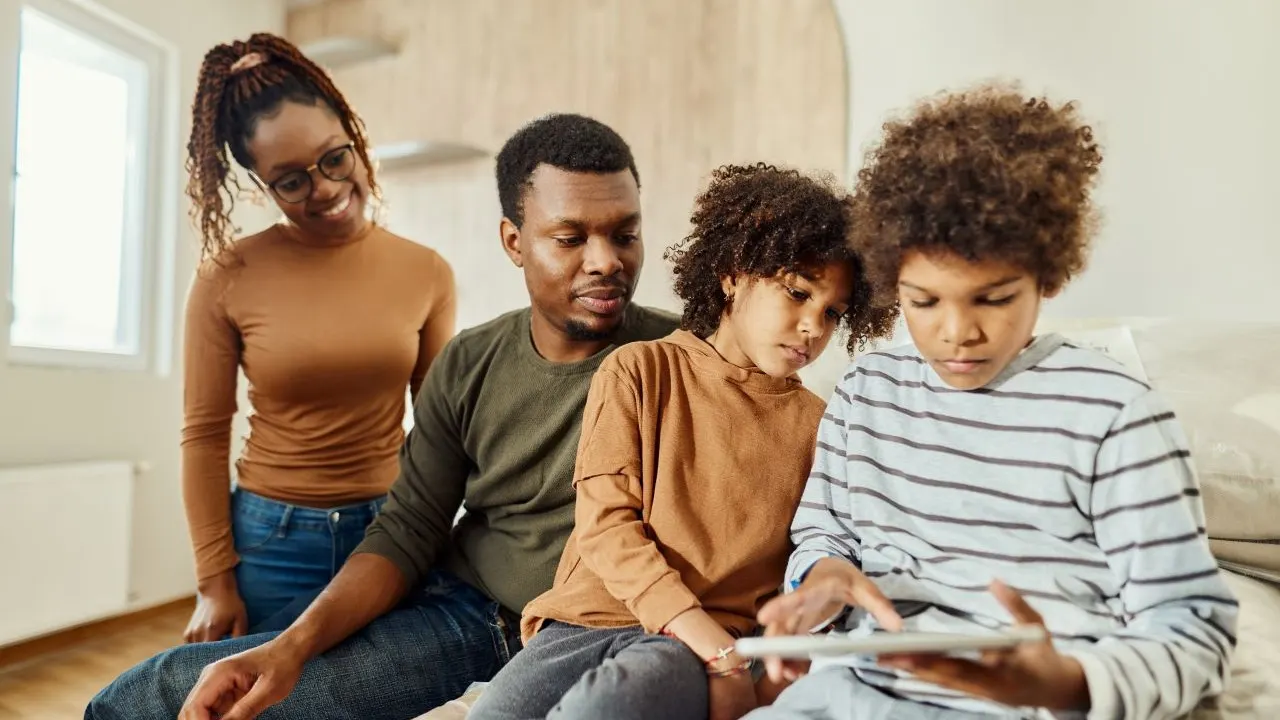 4-types-of-debt-you-should-avoid.jpg
