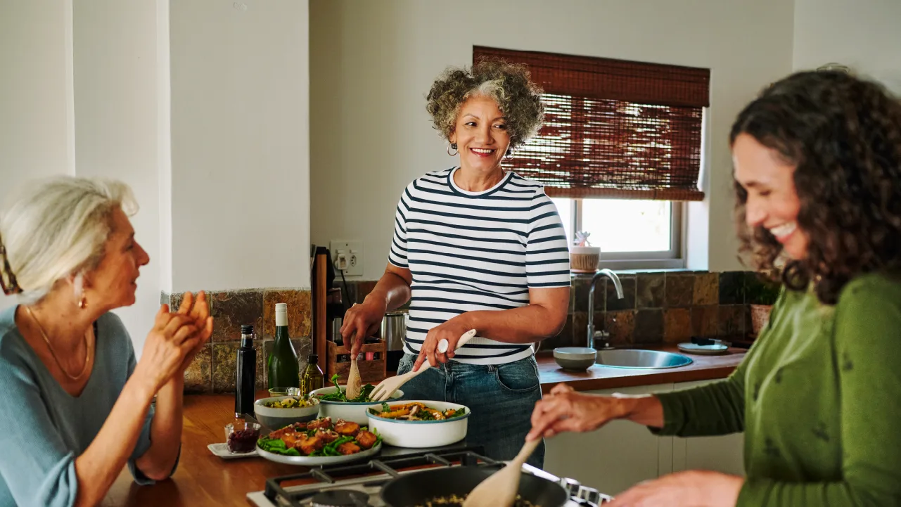 SOC-717_Tips to Make Traveling More Cost Effective this Summert_V1-R1_1280x720_04.png