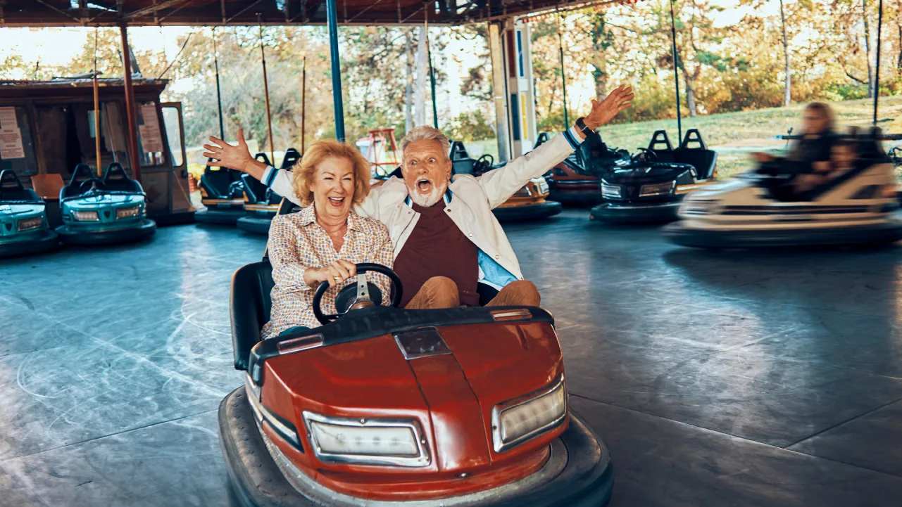 SOC_4 signs you are committing financial infidelity_V2-R2_1280x720_02.jpg