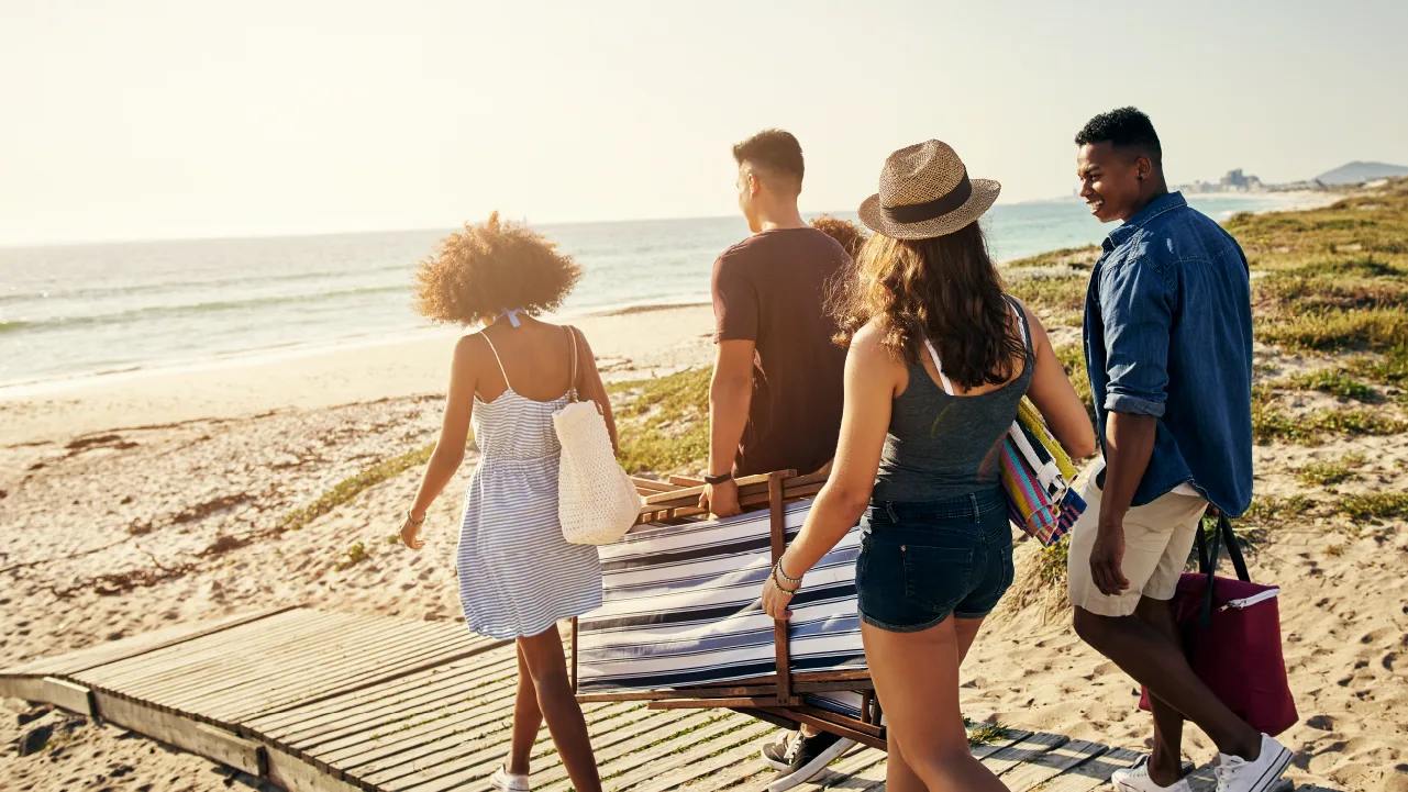 SOC_2024_04_18_Post 2 Financial Literacy Month Campaign_V1-R1_1280x720_03.png