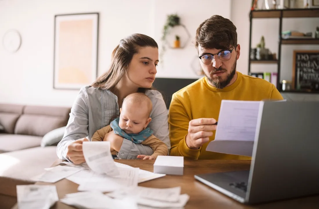 Common mistakes to avoid when trying to stop living paycheck to paycheck.jpg